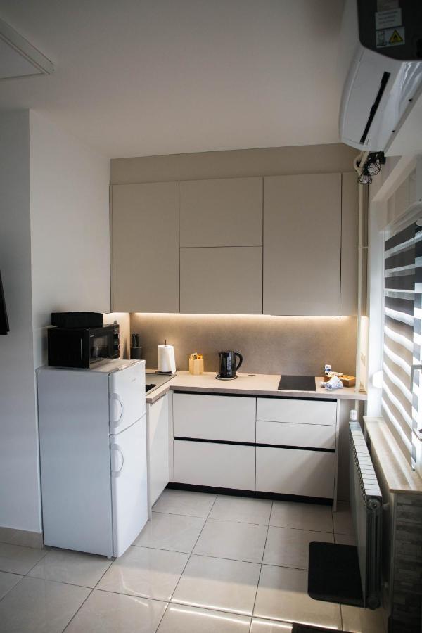 Studio Apartman Suburban Visnjevac Extérieur photo